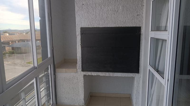 2 Bedroom Property for Sale in Reebok Western Cape